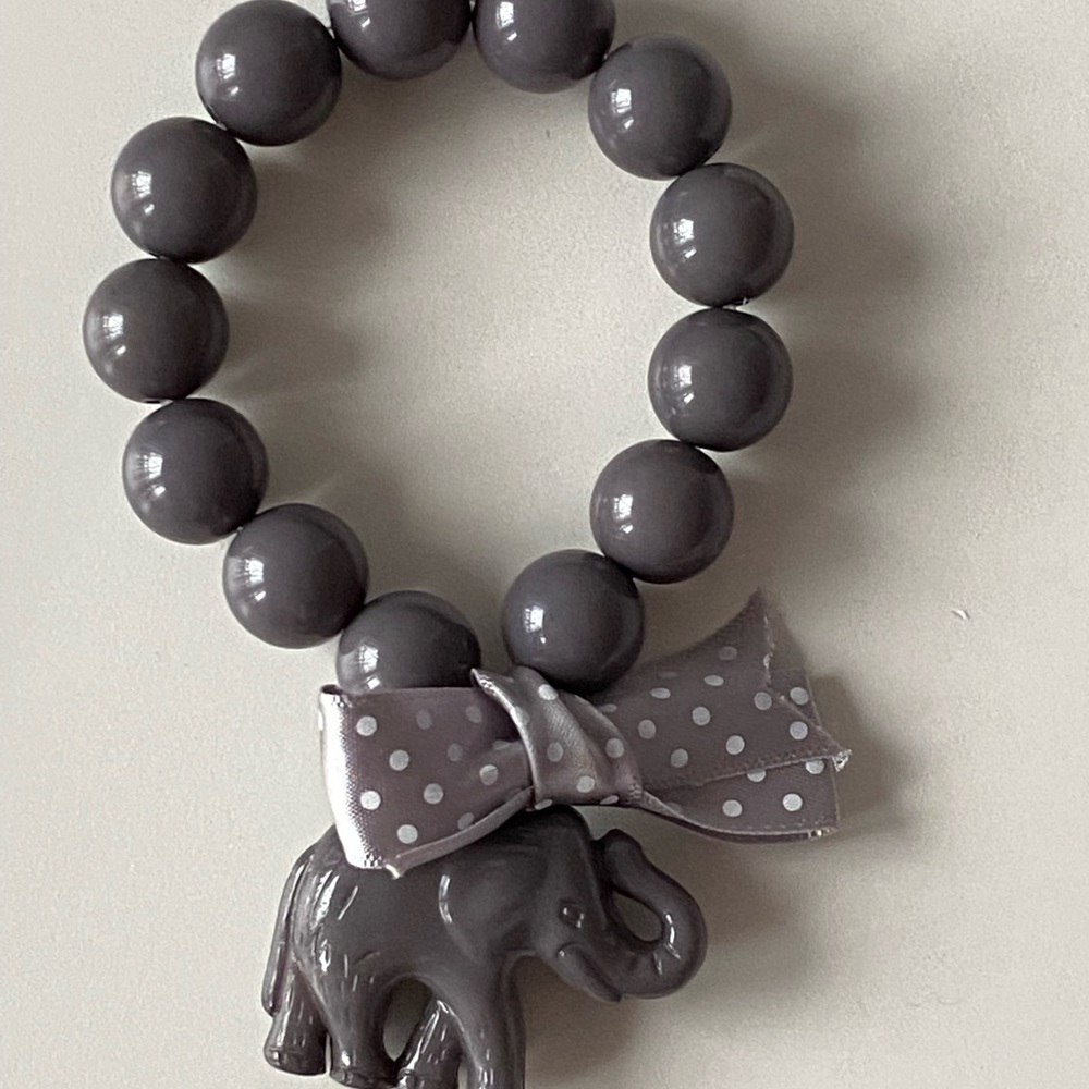 Grey elephant bracelet